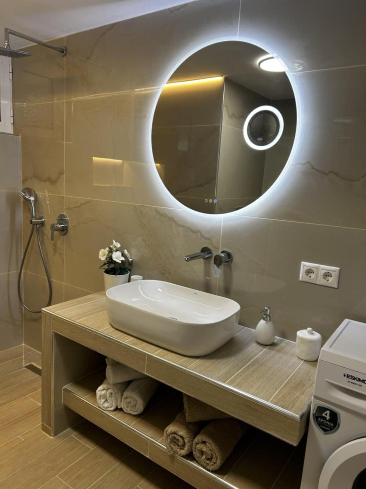 Bozikis House! A Cosy Apartment In The City Centre สเกียธอสทาวน์ ภายนอก รูปภาพ